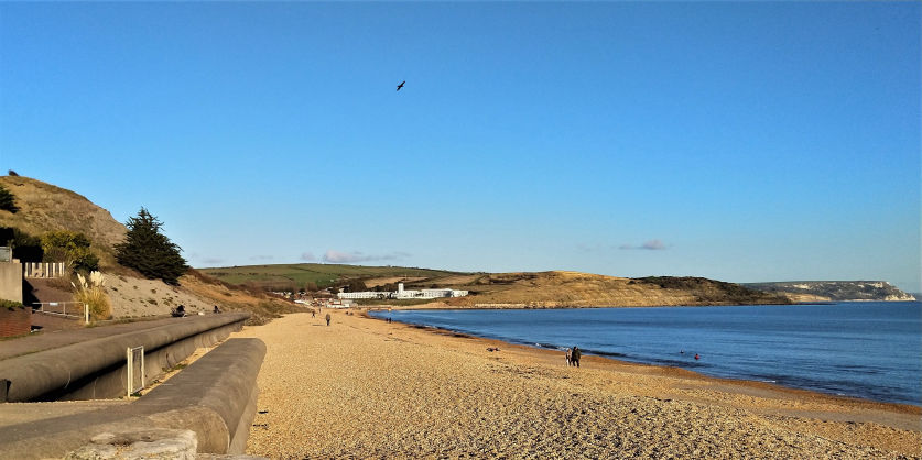 Bowleaze beach